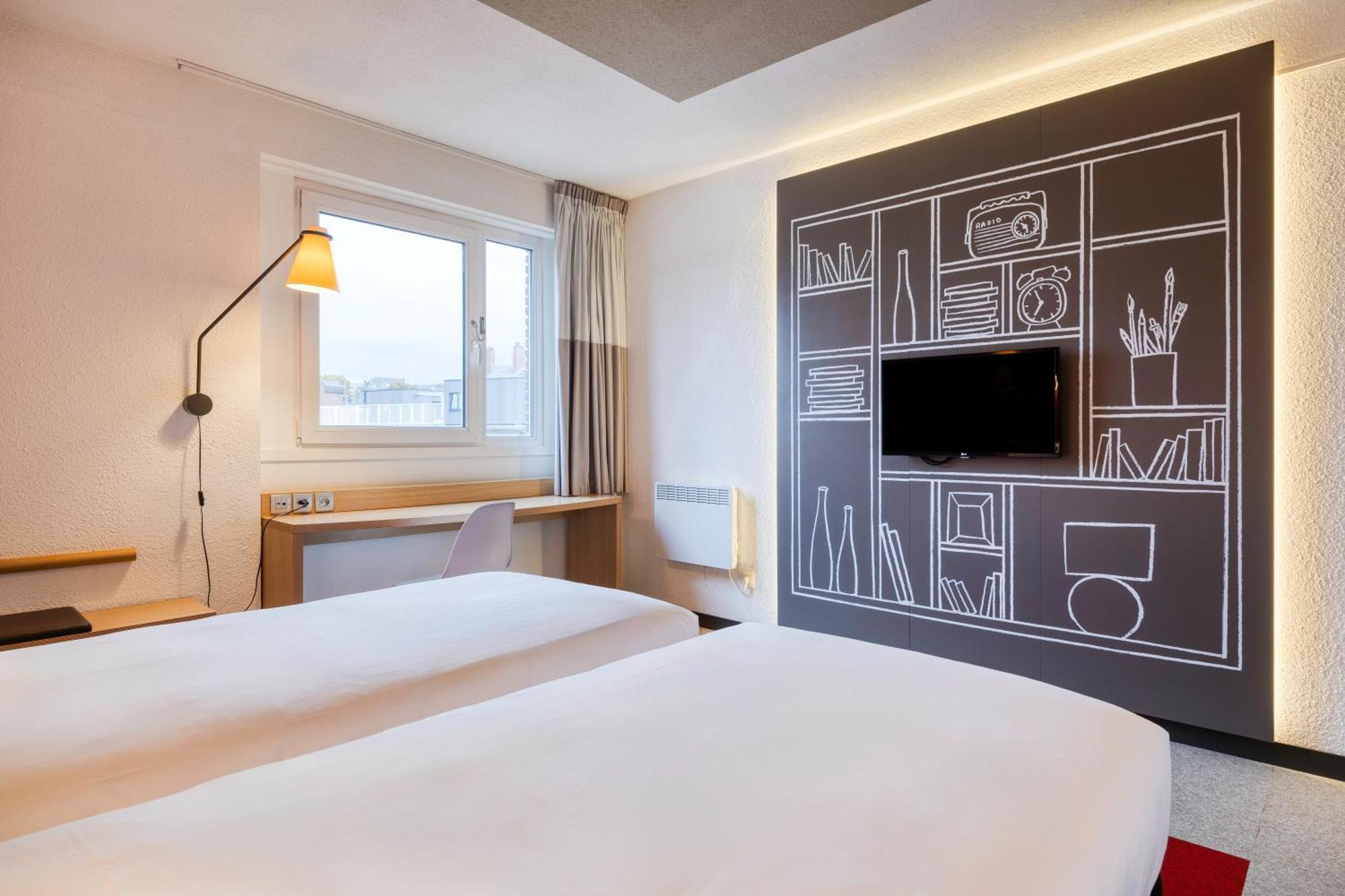 B&B Hotel Mons Gare Exterior foto