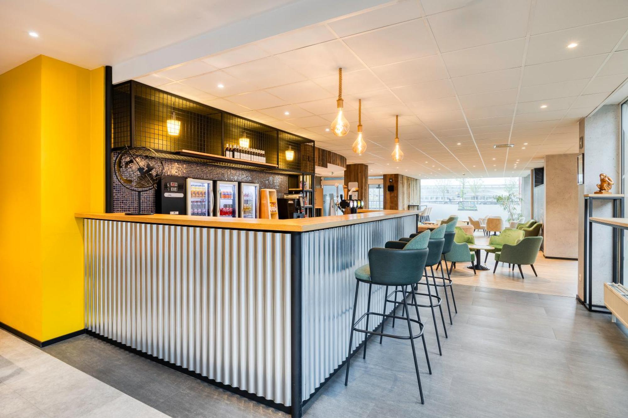 B&B Hotel Mons Gare Exterior foto