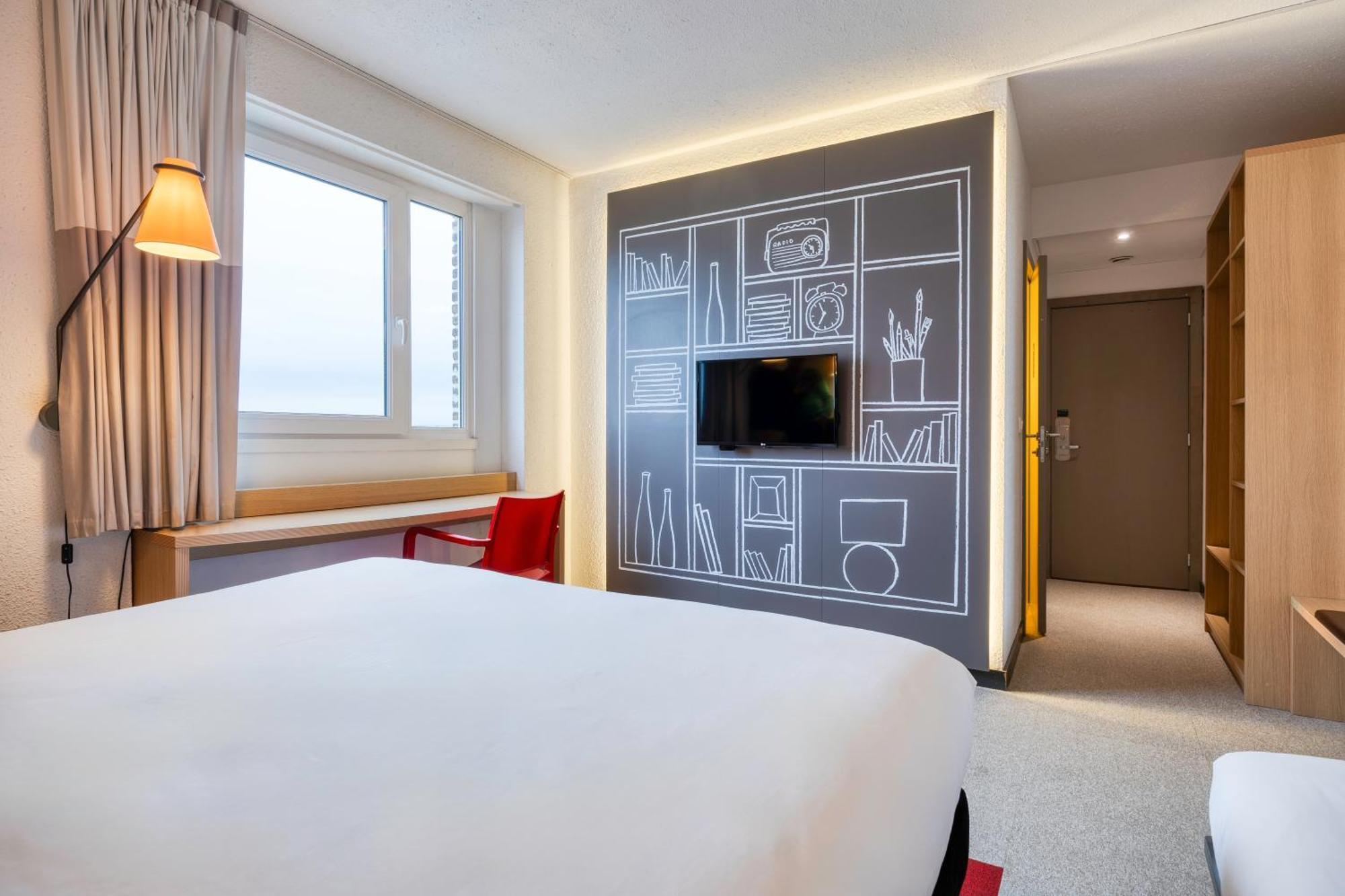 B&B Hotel Mons Gare Exterior foto