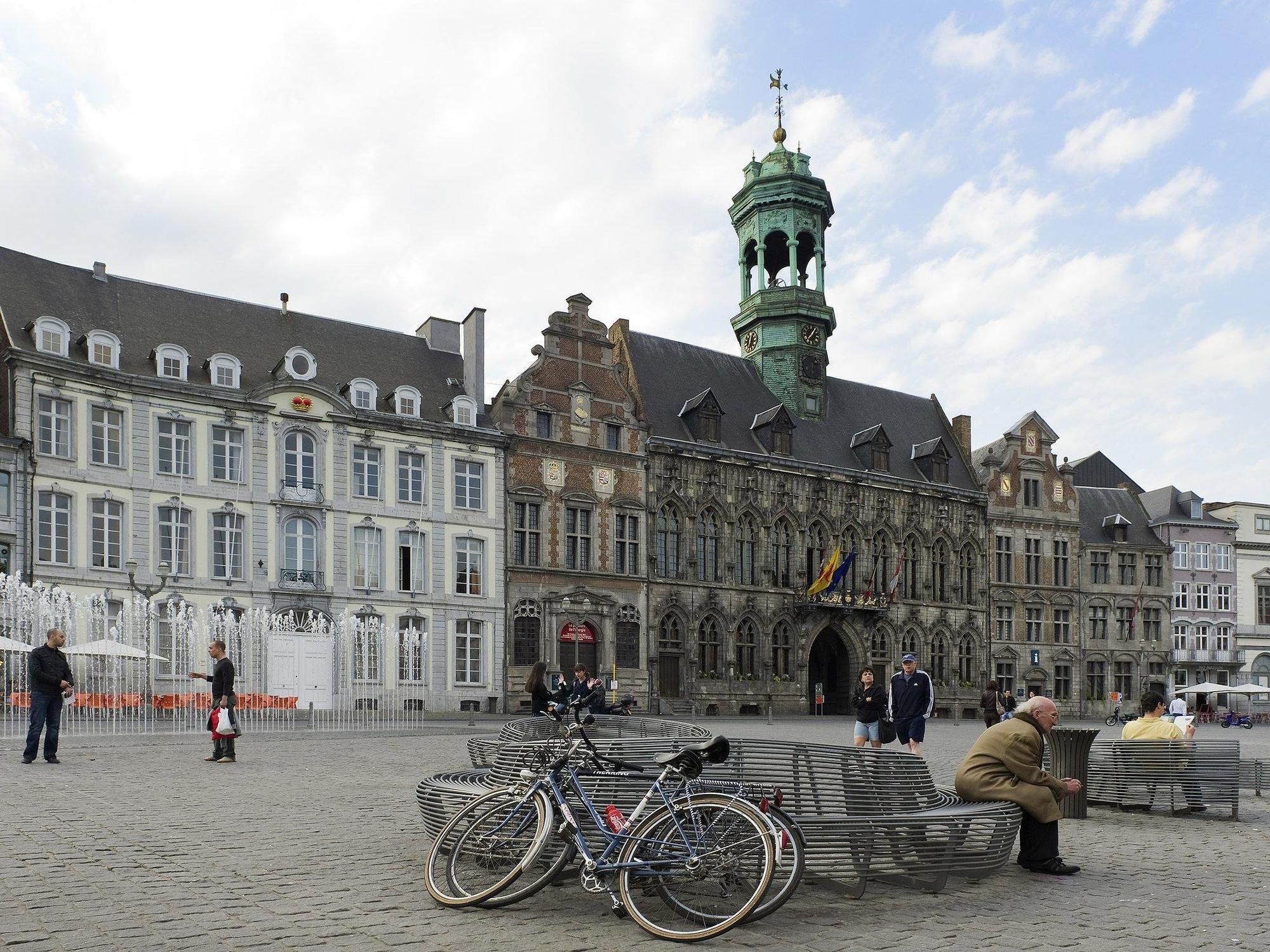 B&B Hotel Mons Gare Exterior foto
